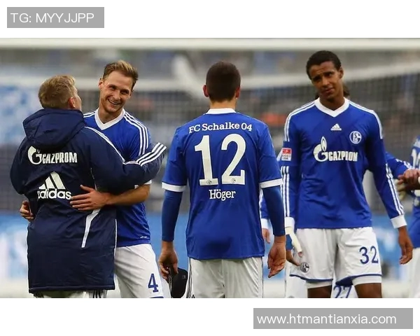 沙尔克04主场保持不败,与法兰克福战平收获1分